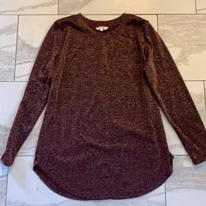 NWOT Burgundy Shimmer Button Back Top